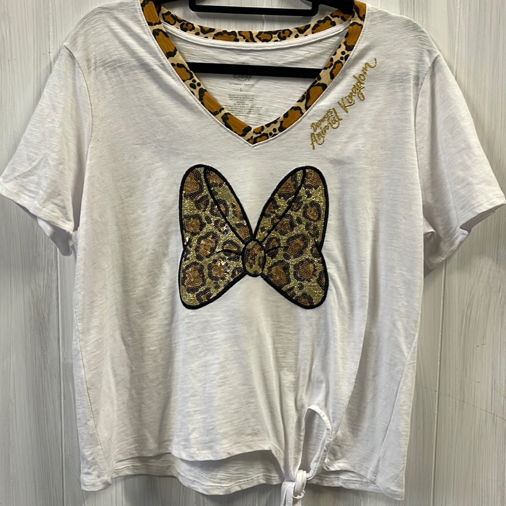 Womens Disneys Animal Kingdom Minnie Mouse cheetah leopard bling shirt‎ bling